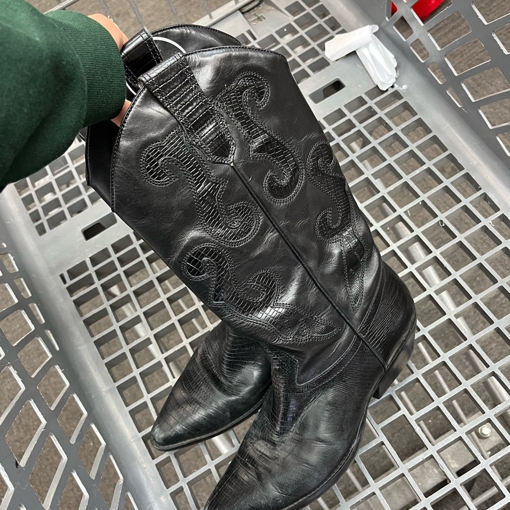 Nine West black leather cowboy boots 6.5